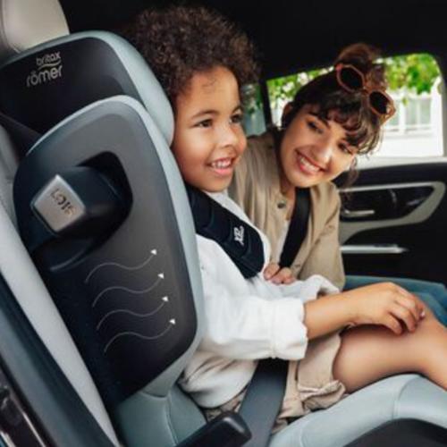 Imagen de los orificios de ventilaci&oacute;n de la Britax R&ouml;mer Kidfix Pro